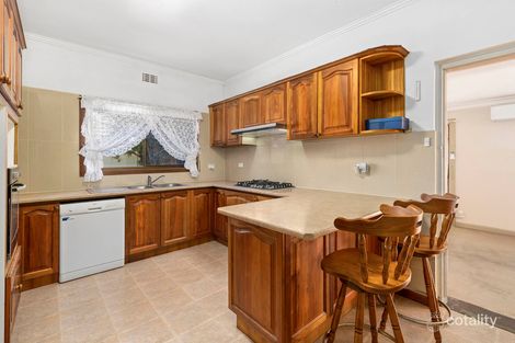 Property photo of 13 Hutchinson Street Bentleigh VIC 3204