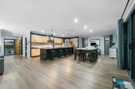 Property photo of 57 Raynbird Place Carseldine QLD 4034