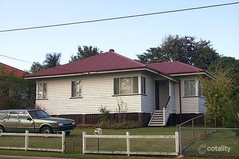 16 Dobbie St, Holland Park, QLD 4121