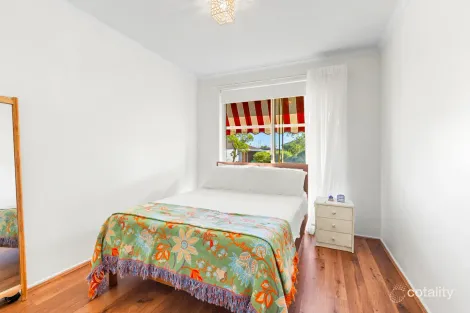 Property photo of 6 Storm Crescent Blue Haven NSW 2262