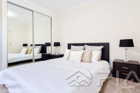 Property photo of 17/11-15 Peggy Street Mays Hill NSW 2145