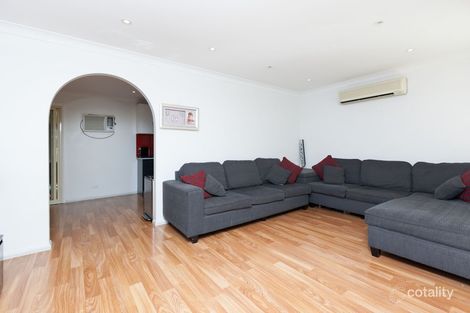 Property photo of 12 Nott Place Mount Annan NSW 2567