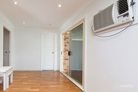 Property photo of 12 Nott Place Mount Annan NSW 2567