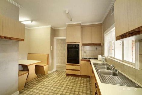 Property photo of 5 Osborne Avenue Bentleigh VIC 3204