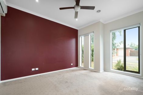 Property photo of 11 Bower Way Doreen VIC 3754