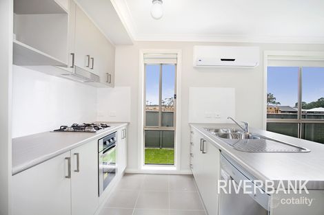 Property photo of 63 Saltbush Circuit Ropes Crossing NSW 2760