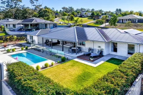 Property photo of 42 Apple Gum Place Palmview QLD 4553