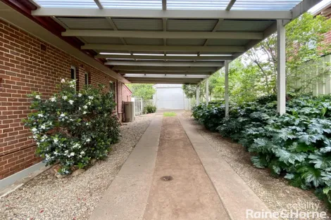 Property photo of 61 Edwards Street Young NSW 2594