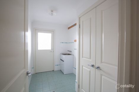 Property photo of 50 Coaster Circuit Vincentia NSW 2540