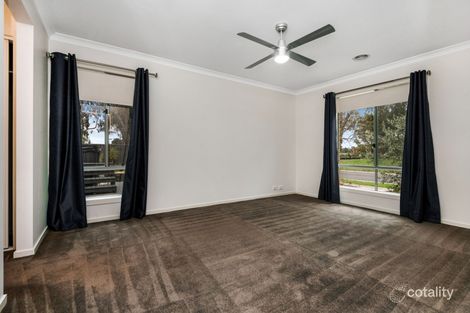 Property photo of 2 Roper Terrace Epsom VIC 3551