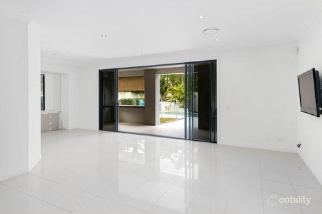 Property photo of 2539 Gracemere Circuit West Hope Island QLD 4212