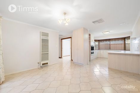 6 Seaspray Ct, Seaford Rise, SA 5169