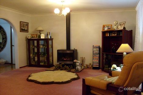 Property photo of 23 Bonner Crescent Dubbo NSW 2830