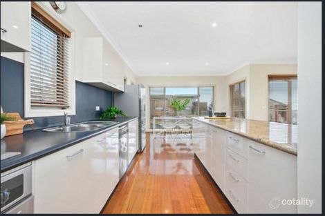 Property photo of 7 Pinto Way Highton VIC 3216