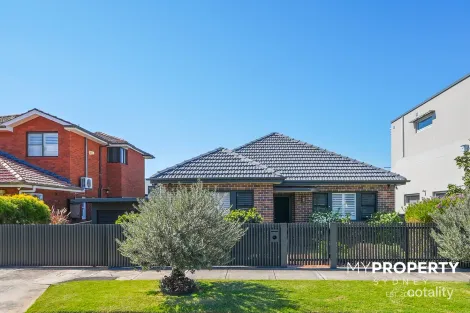8 Robert Ave, Russell Lea, NSW 2046