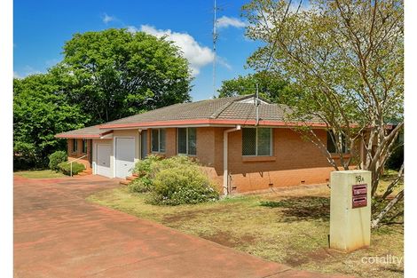 2/16a Debra St, Centenary Heights, QLD 4350