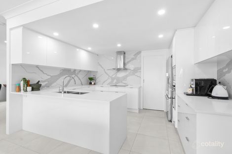 Property photo of 39/3 Lee Road Runaway Bay QLD 4216