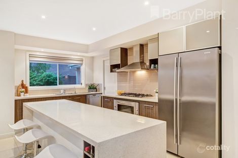 Property photo of 40 Alamanda Boulevard Point Cook VIC 3030
