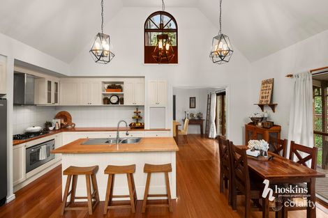 Property photo of 10 Hexham Street Warranwood VIC 3134