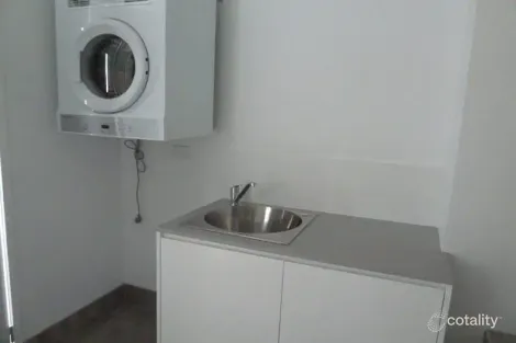 Property photo of 32 Florabella Drive Robina QLD 4226