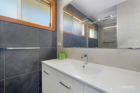 Property photo of 33 Edward Street Boyne Island QLD 4680