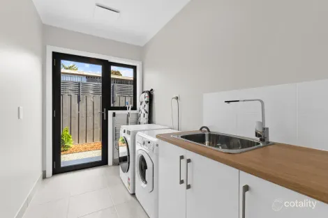 Property photo of 75 Dundas Street Sale VIC 3850