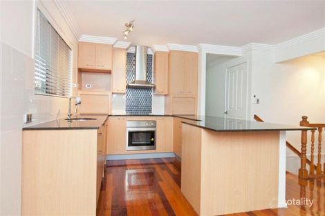 Property photo of 1 Ostend Court Cleveland QLD 4163