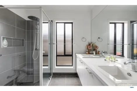 Property photo of 23 Yallock Circuit Torquay VIC 3228