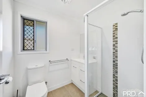 Property photo of 6 Tina Drive Urangan QLD 4655