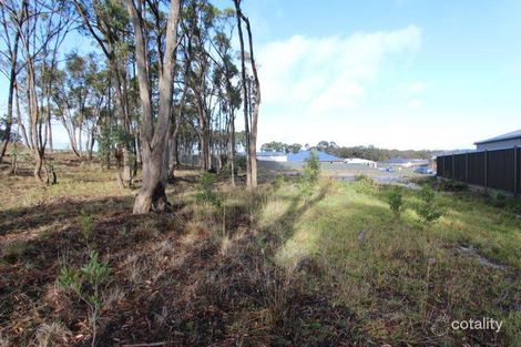 Property photo of 12 Greenhaven Court Mount Clear VIC 3350