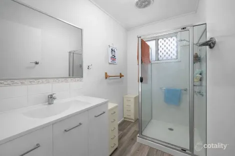 Property photo of 33 Smith Street North Ipswich QLD 4305