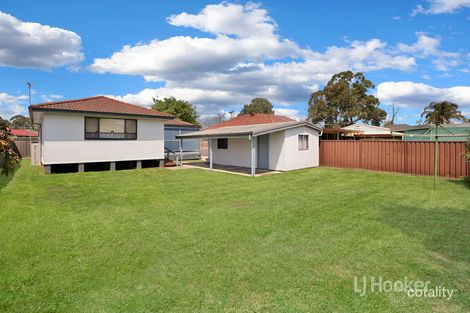 Property photo of 8 Gasmata Crescent Whalan NSW 2770