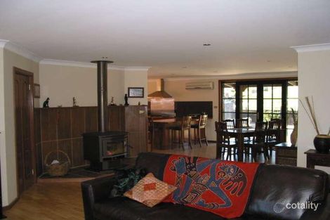 Property photo of 8 Shepherd Avenue Cowra NSW 2794