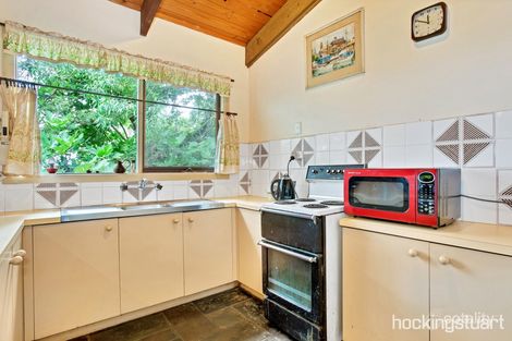 Property photo of 7 Fern Road Upper Ferntree Gully VIC 3156
