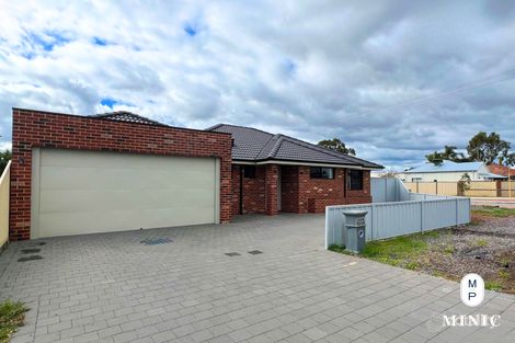 24 Redcliffe St, East Cannington, WA 6107