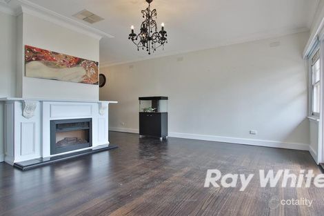 Property photo of 28 Wadham Parade Mount Waverley VIC 3149