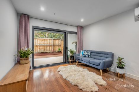 Property photo of 2/93 Truganini Road Carnegie VIC 3163