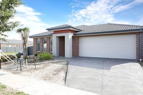 22 Kinglake Dr, Manor Lakes, VIC 3024