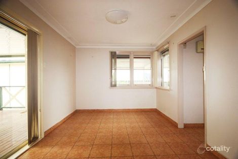 Property photo of 19 Gloucester Street Macquarie Fields NSW 2564