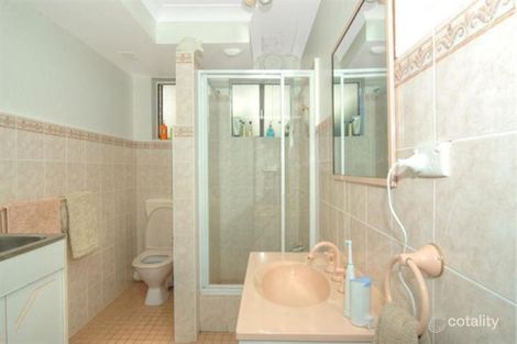 Property photo of 3/6 Osborne Parade Lake Illawarra NSW 2528