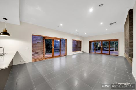 Property photo of 28 Aspen Crescent Point Cook VIC 3030