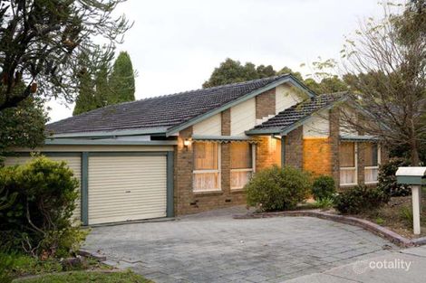 Property photo of 14 Amersham Drive Wantirna VIC 3152