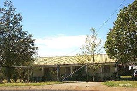 3 Charter Cres, Rockville, QLD 4350