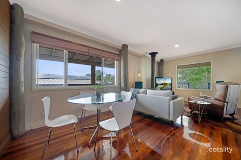 Property photo of 8 Lucy Drive Edens Landing QLD 4207