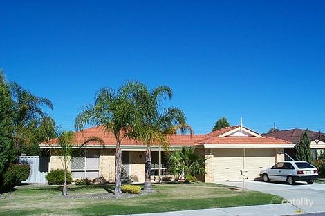 18 Bullfinch Way, Ballajura, WA 6066