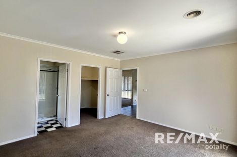 Property photo of 6 Adjin Street Mount Austin NSW 2650