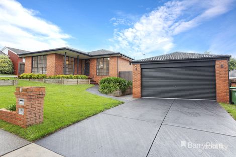 Property photo of 1 Lodge Crescent Berwick VIC 3806