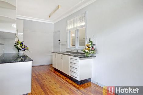 Property photo of 37 Hill Road Birrong NSW 2143