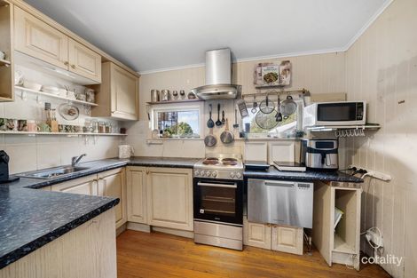 Property photo of 5 Lalor Street Crows Nest QLD 4355