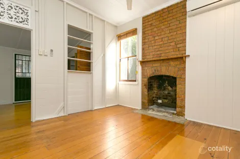 Property photo of 90 Broughton Road Kedron QLD 4031